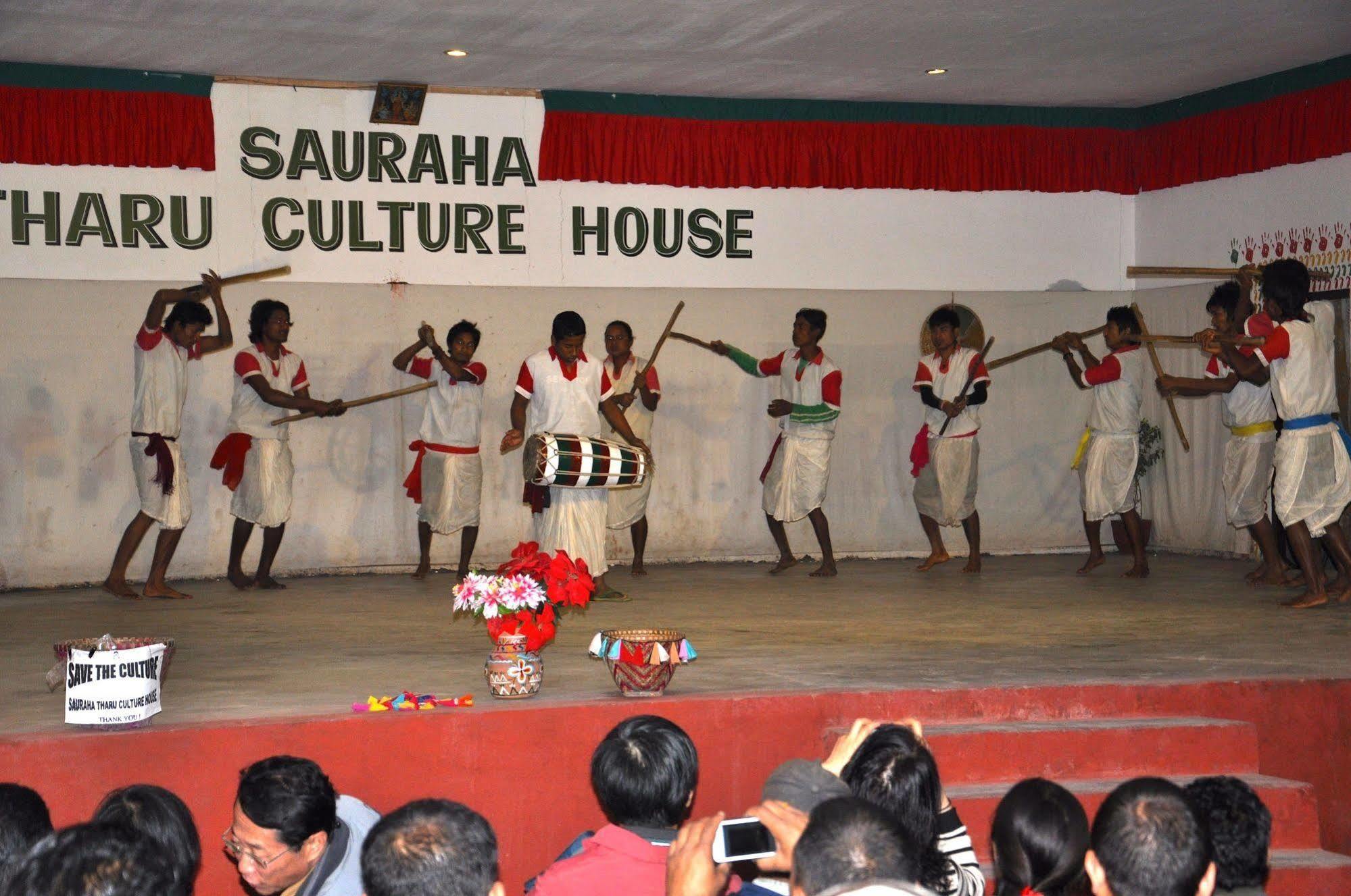 Chitwan Safari Camp & Lodge Sauraha Eksteriør bilde